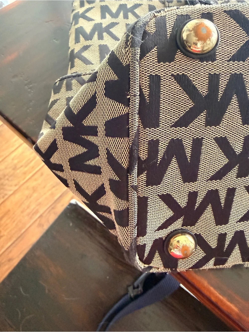 Michael Kors Jet Set Logo Tote canvas Beige & Brown MK Leather straps Good cond.